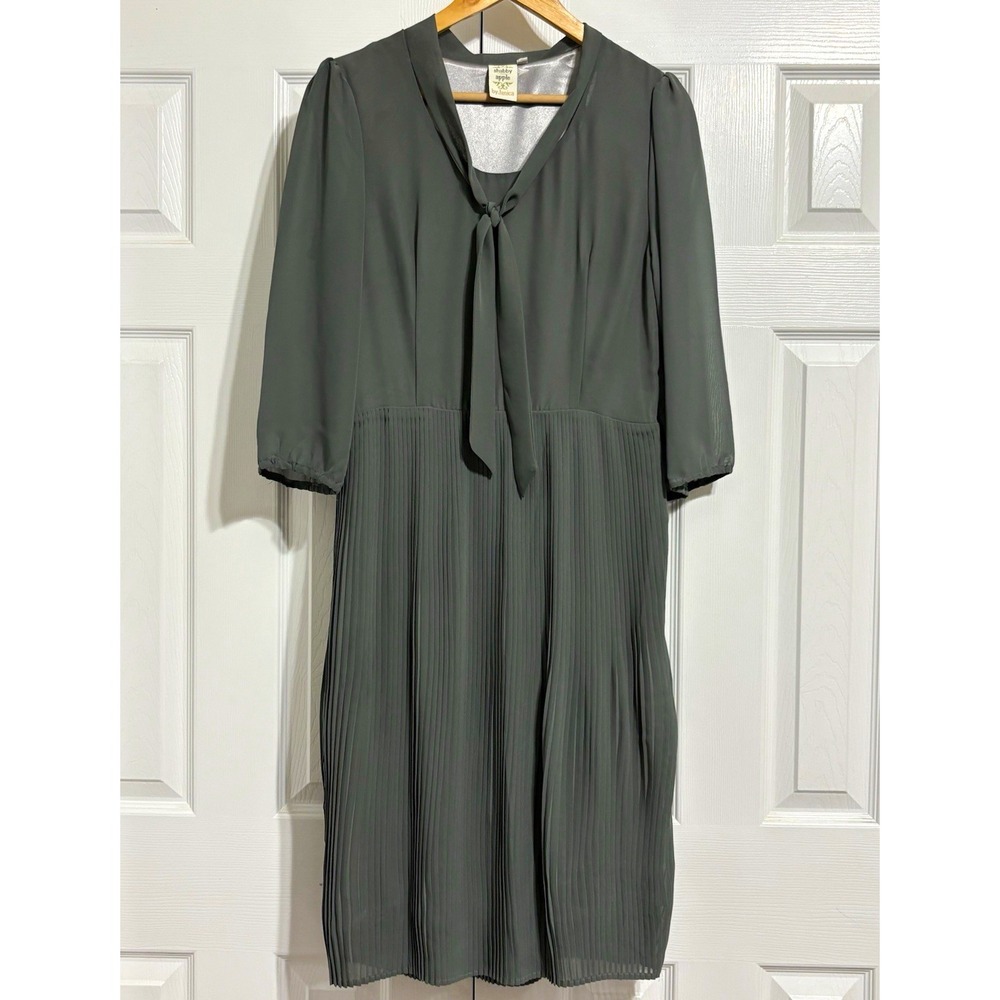 Shabby Apple by Janica Green Pleated Tie V-Neck A-Line Knee Dress S 3/4 Slv